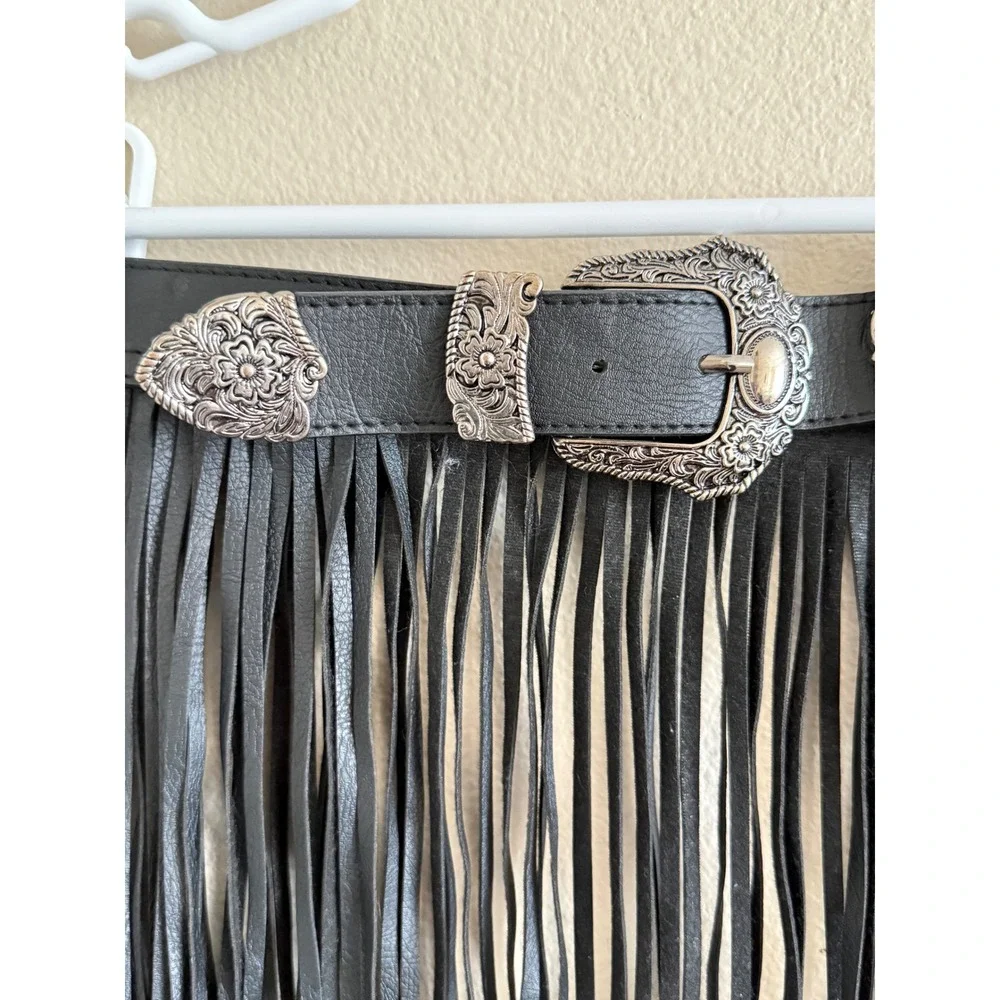 Western‎ Black Faux Leather Fringe Belt Skirt Double Buckle Festival Cowgirl - Picture 3 of 8